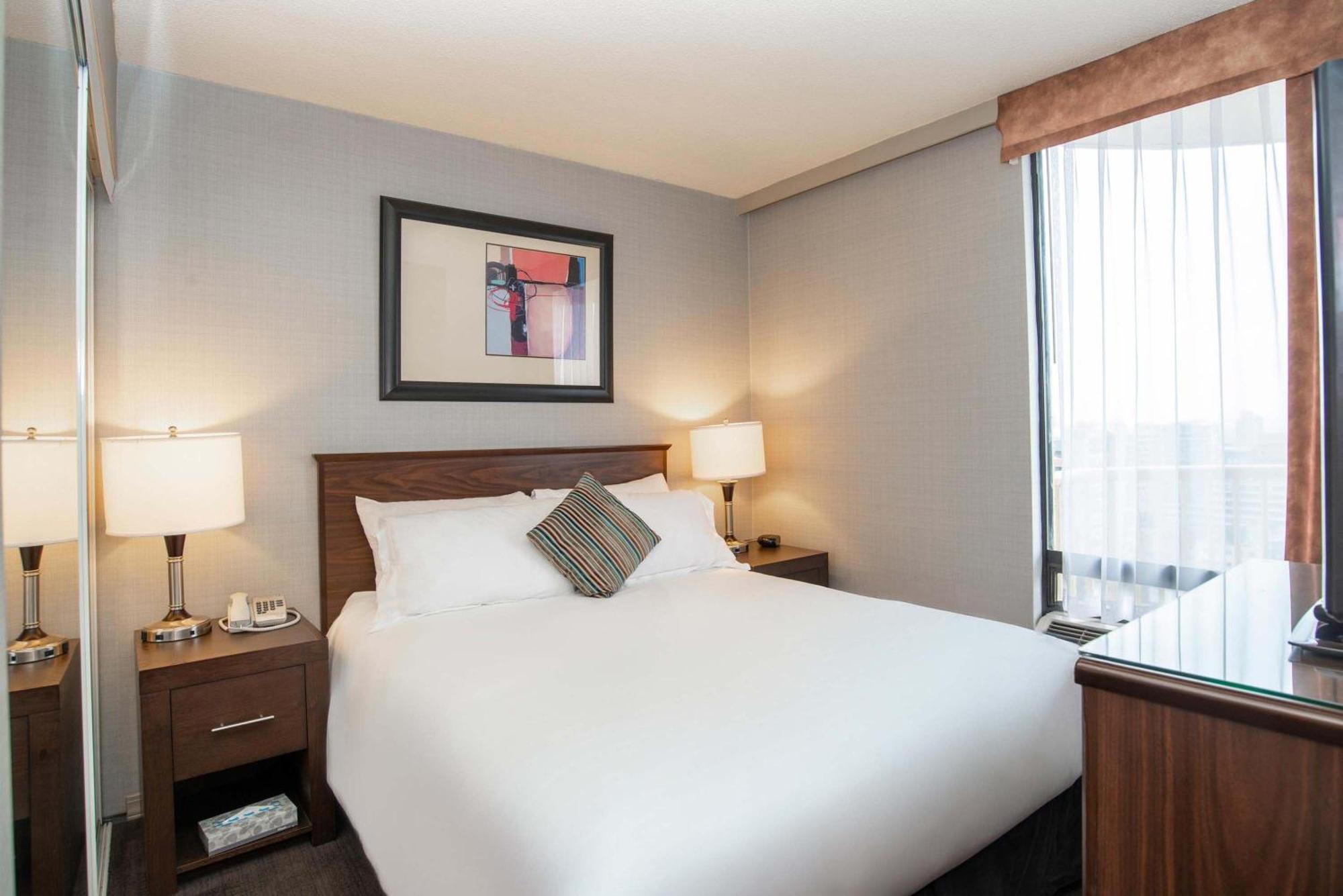 Sandman Suites Vancouver On Davie Eksteriør bilde